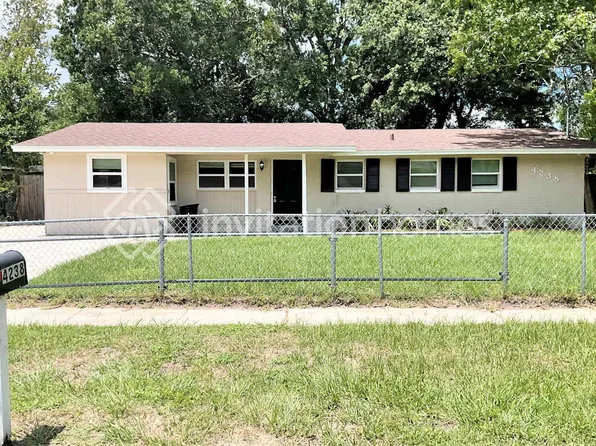4238 Sabine Dr, Jacksonville, FL 32210
