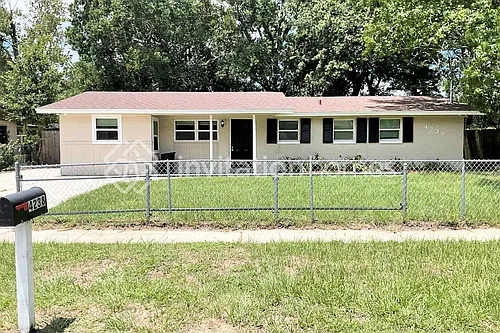 4238 Sabine Dr Photo 1