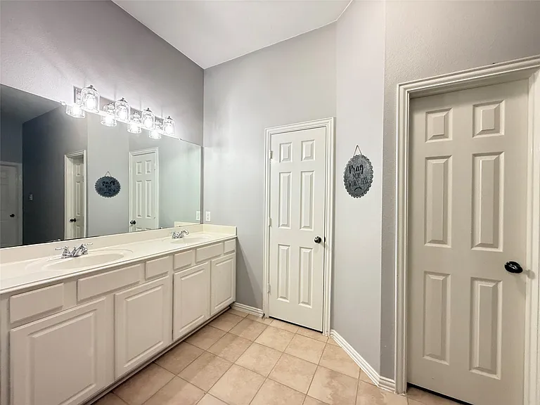 26823 Lakeridge Park Ln — Photo 23