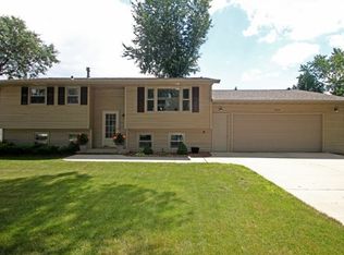 2484 Pecan St, Green Bay, WI 54311