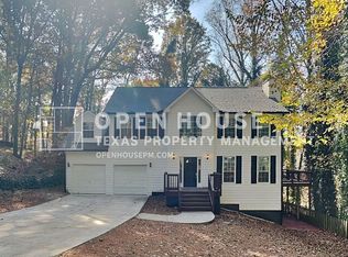 4902 Sturbridge Cres NE, Roswell, GA 30075