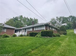 5606 Chandler Ave NW, North Canton, OH 44720