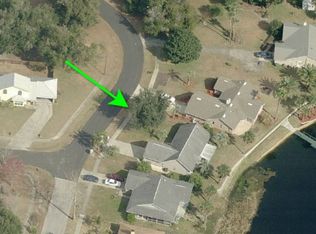 1231 N Village Lake Dr, Deland, FL 32724