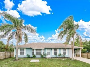 260 6th St NE, Naples, FL 34120