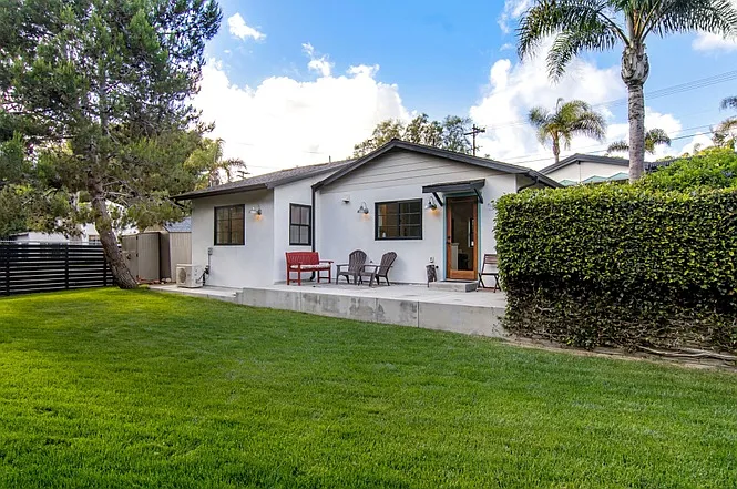 2335 Ivy Rd — Photo 25