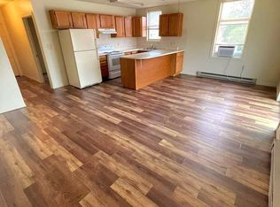 1118 State St #G, Quincy, IL 62301