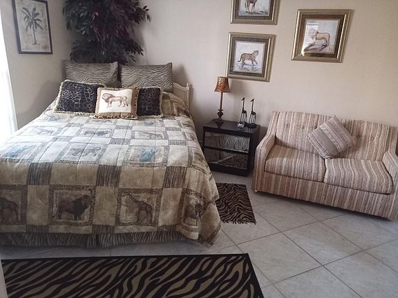 3rd image of 8693 Bardmoor Blvd APT 101B