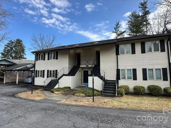 1104 N Main St, Hendersonville, NC 28792