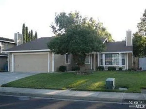 352 Kendrick Ln photo 1