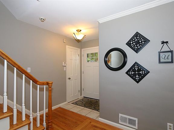 3rd image of 3764 Harvard Acres