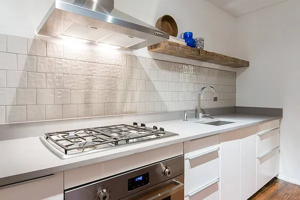 Rented by Compass | media 13