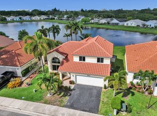 8865 Lake Park Cir S, Fort Lauderdale, FL 33328