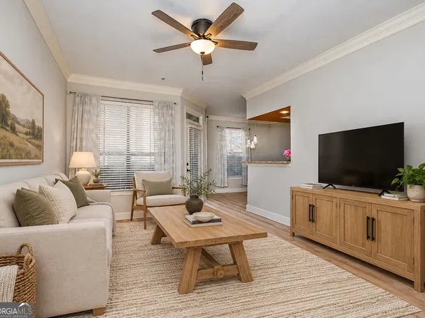 3777 Peachtree Rd NE APT 1416, Atlanta, GA 30319
