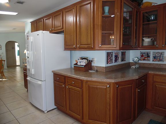 4th image of 115 Coral Ln #26