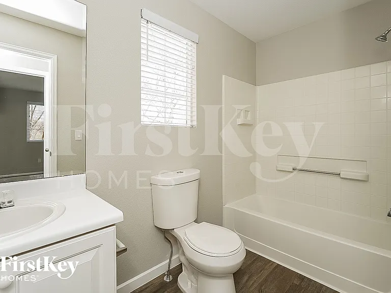10123 Elm Ct — Photo 13