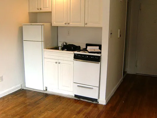 Rented by Sky Management | media 12