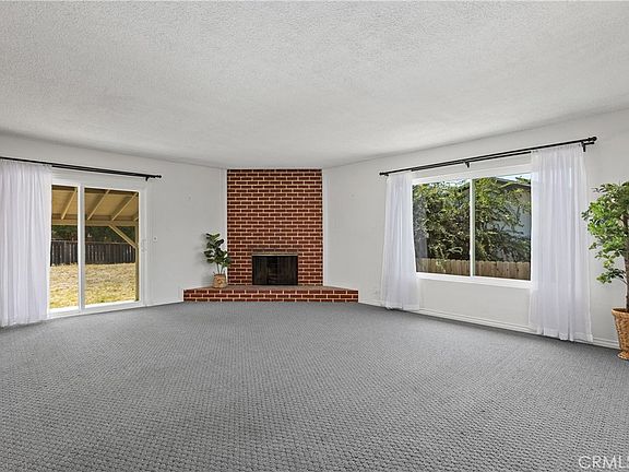 5th image of 127 Brandenburg Ln