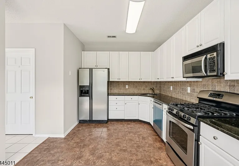 43 Hancock Dr — Photo 9