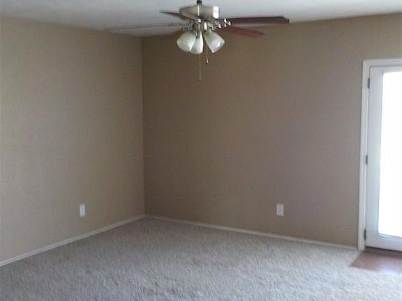 3rd image of 6314 Briarknoll Dr