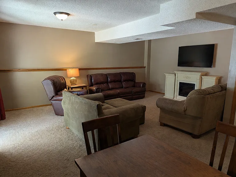 4308 NE Blue Jay Cir — Photo 5