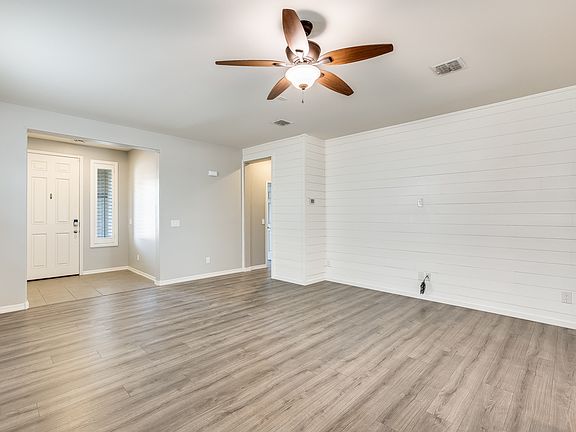 3rd image of 18621 W Palo Verde Ave
