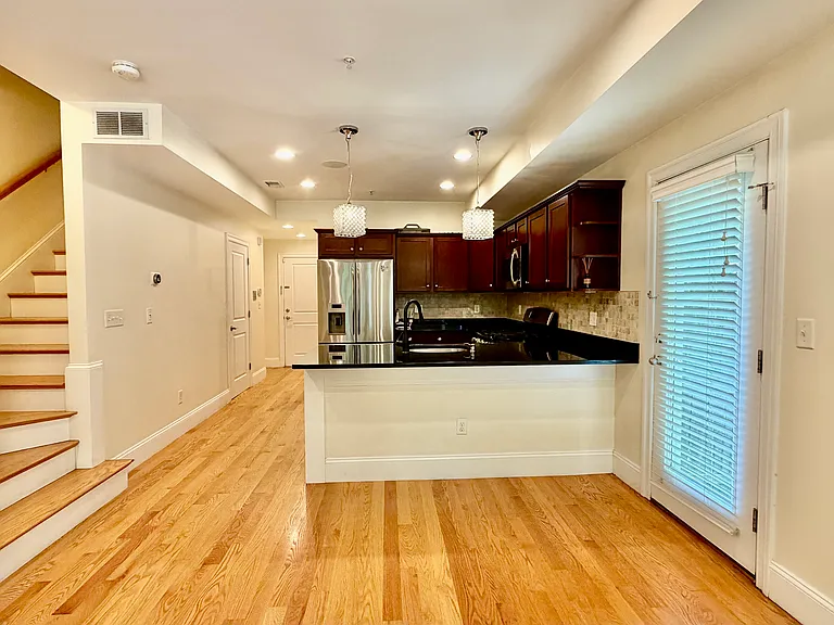 865 Lagrange St #4 — Photo 1