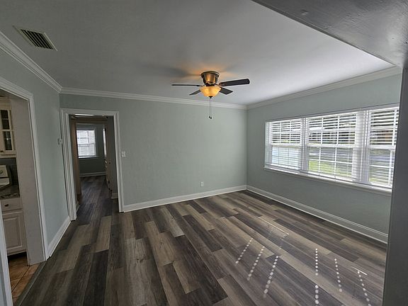 4th image of 4045 Bunnell Dr