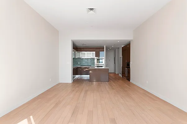 Rented by Hakimian Management | media 42