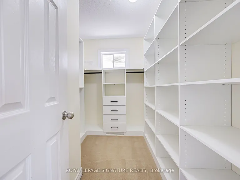 44 Selby Dr — Photo 34