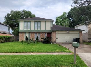 10403 Rippling Fields Dr, Houston, TX 77064