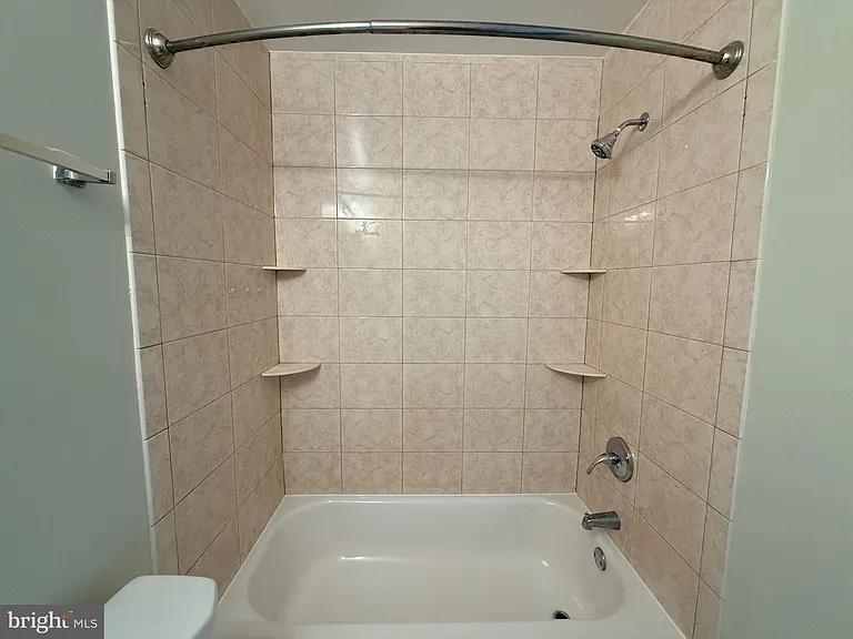 47 King Henry Cir #47 — Photo 13