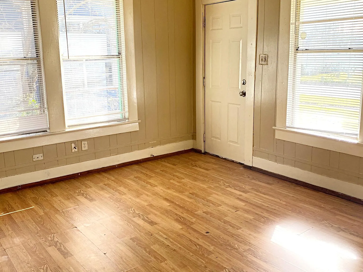 2 bed, $595 — Photo 2