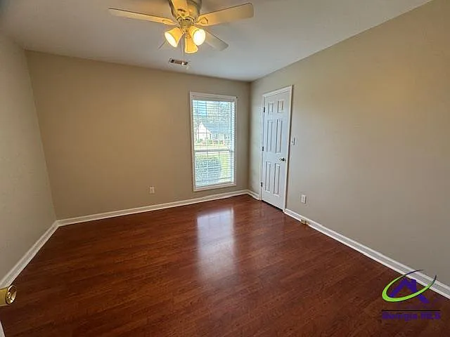 217 Waterford Dr — Photo 8
