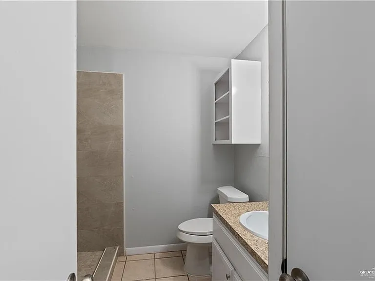 1701 W McIntyre St #3 — Photo 11