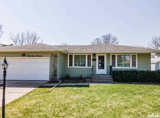 3714 Volquardsen Ave, Davenport, IA 52806