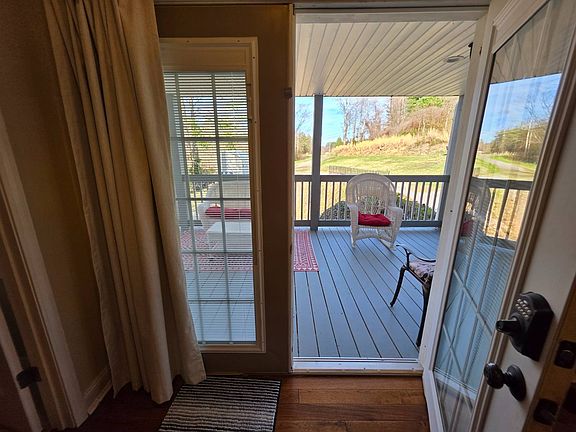 5th image of 3413 Reedy Creek Rd