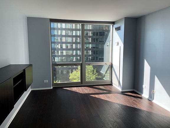 3rd image of 195 N Harbor Dr APT 704