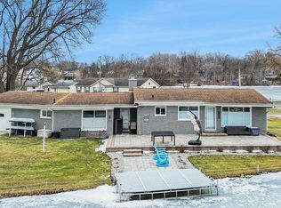 11515 Island Ct, Hartland, MI