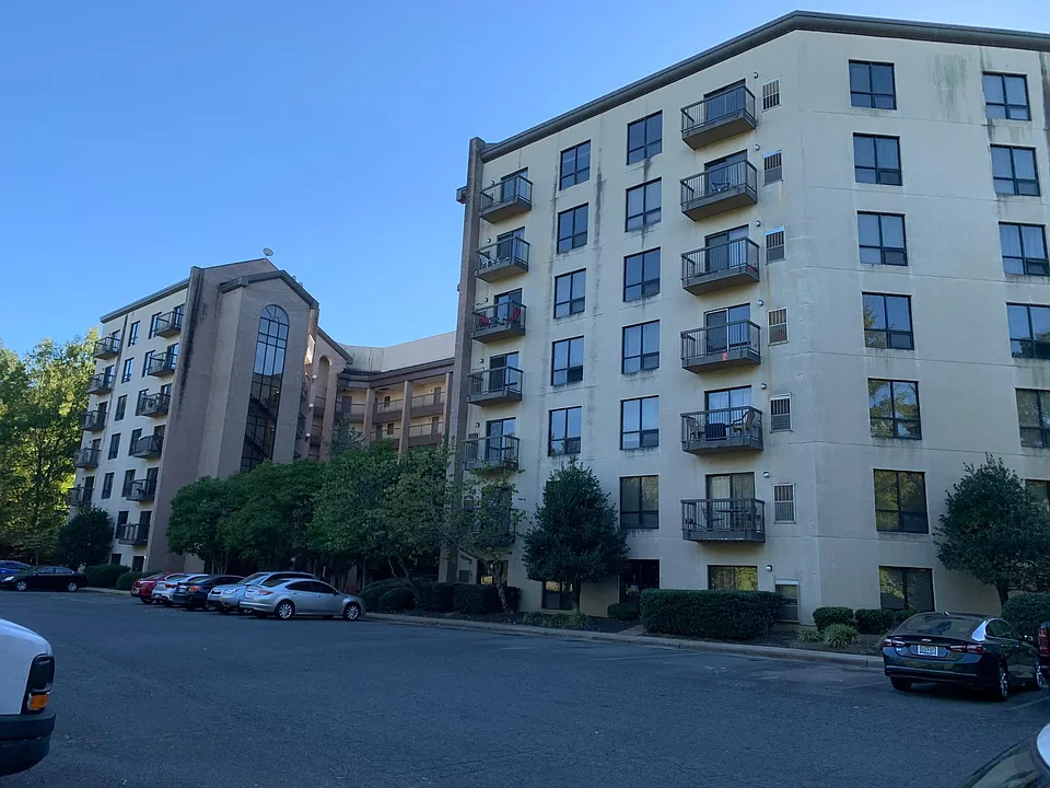 211 Heritage Blvd #316
