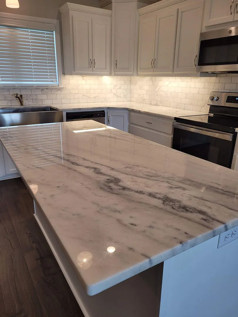 Luxurious Living: Spacious 4 Bedroom Home with 3-Car Garage and Pet-Friendly in Lakeland, GA — Photo 3