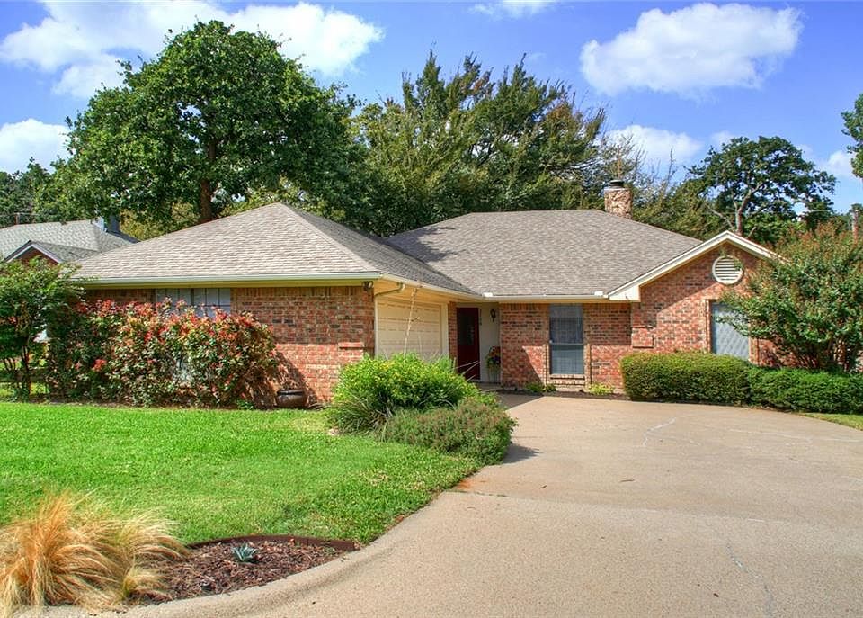 1st image of 2708 Citadel Dr