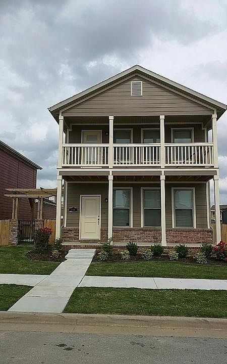 1st image of 546 N Keats Dr