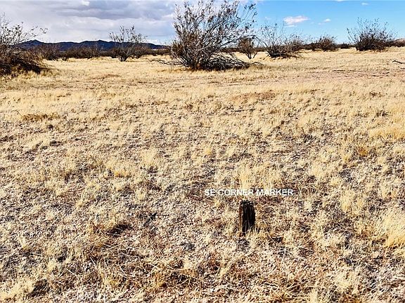 5th image of 46331406 Altadena St #140