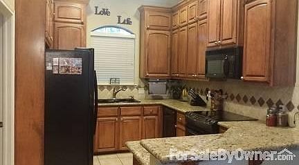 3rd image of 715 Verlo Dr