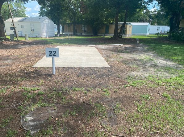 9588 NE Jacksonville Rd LOT 22