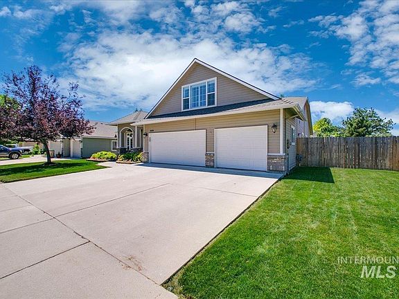 3rd image of 2029 S Trapper Cove Ave