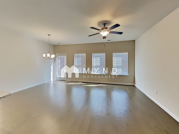 2nd image of 7122 Gladstone Cir