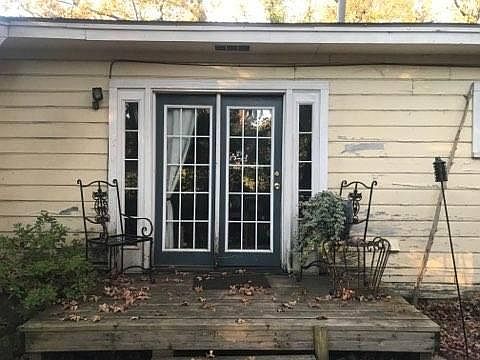 4th image of 1224 N Oak Ave