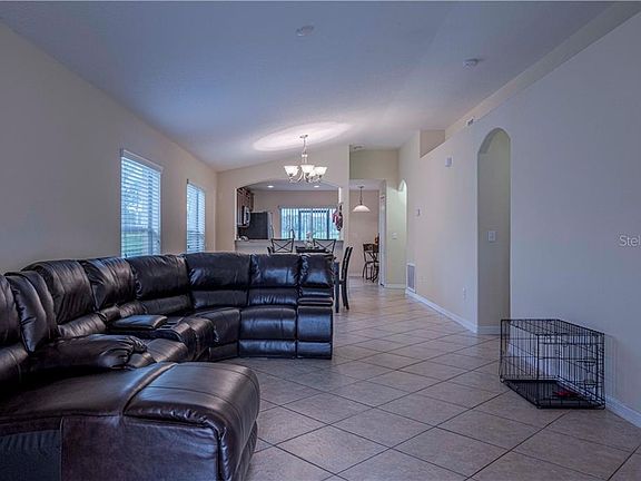 3rd image of 2330 Richwood Pike Dr