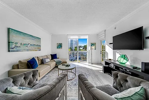 3901 S Ocean Dr Photo 1